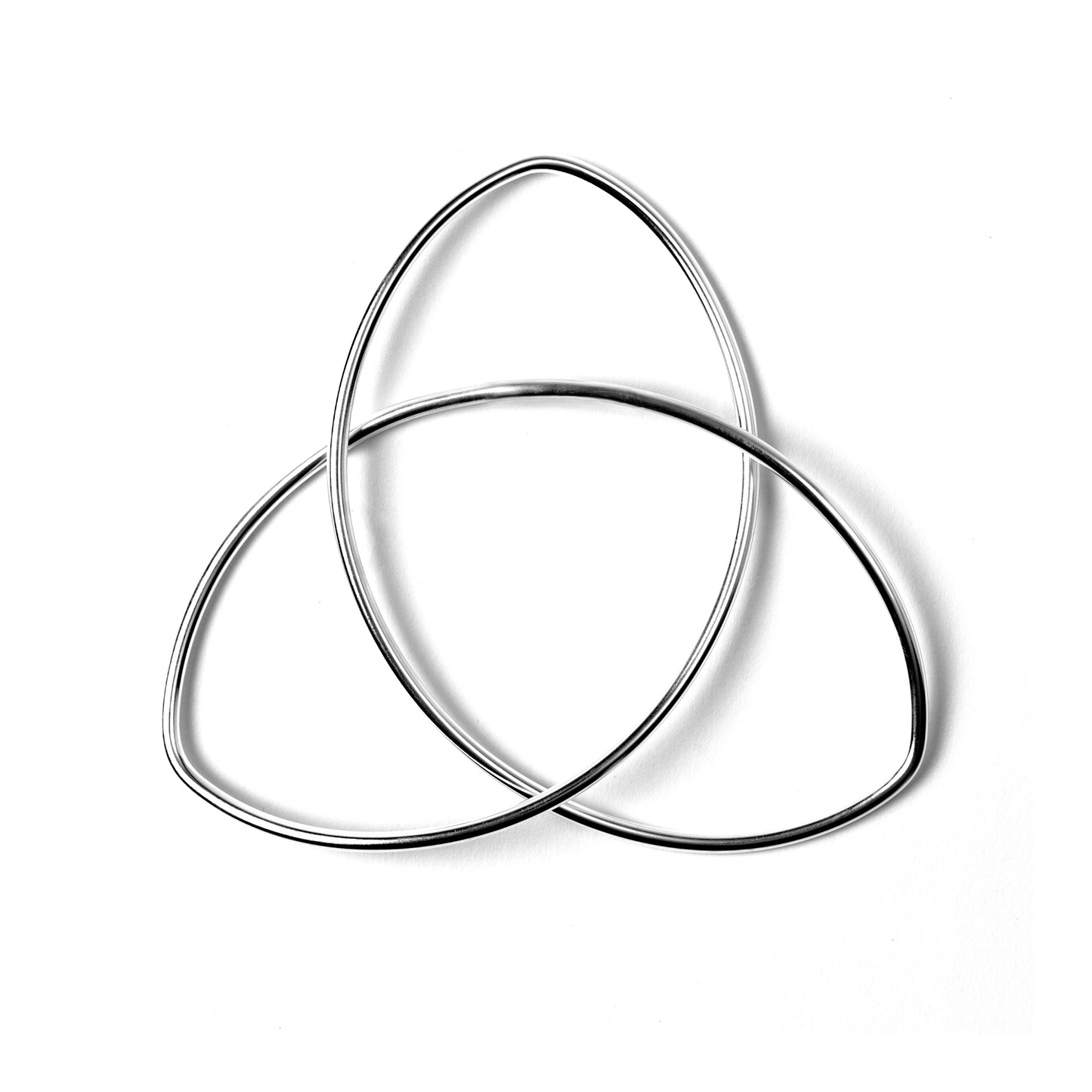 B-Linea-308b | 3-leaf floral trinity-trefoil infinity bangle