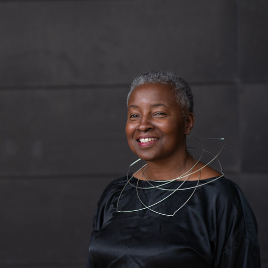 N-Linea-614V | Expandable 6-petal floral pinwheel statement necklace