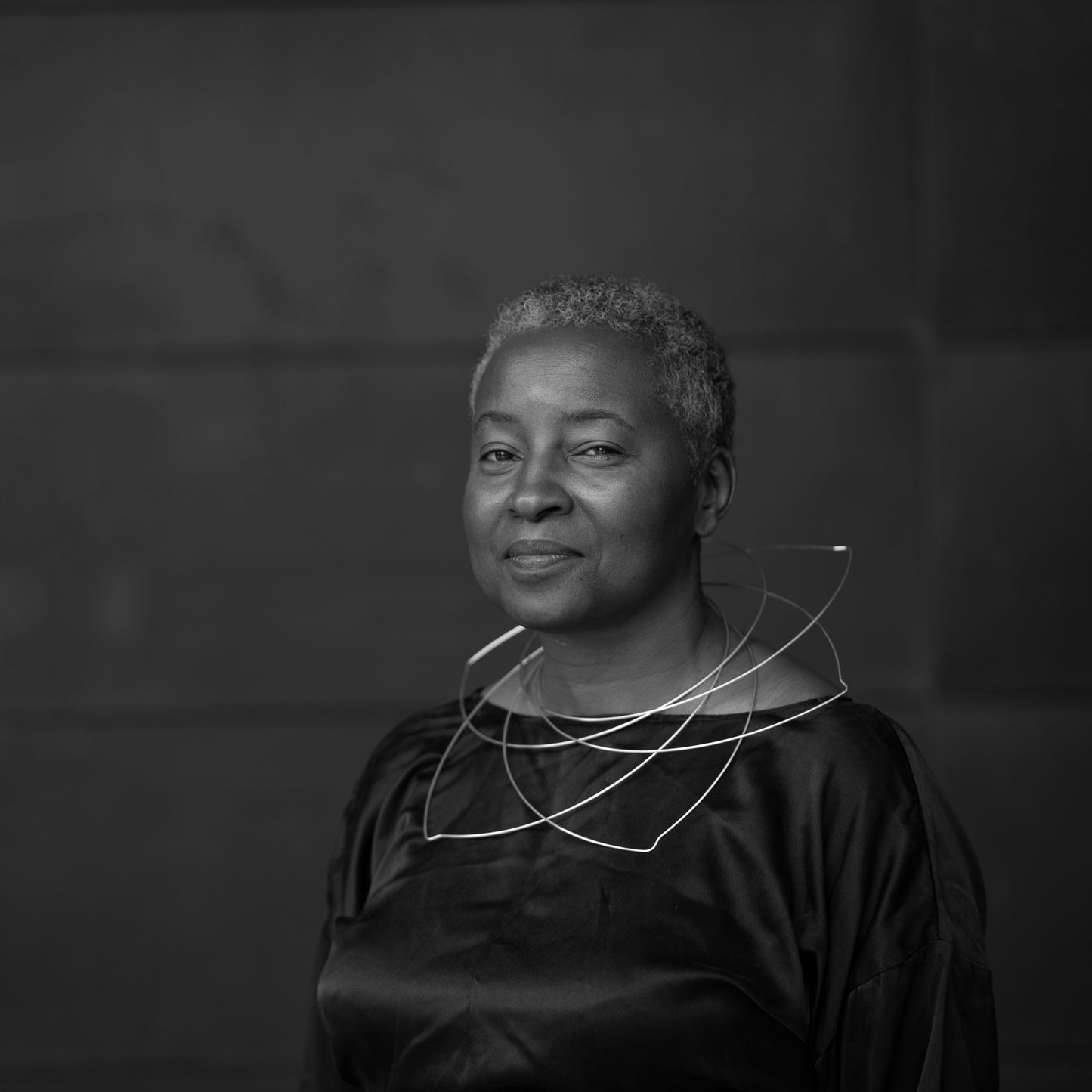 N-Linea-614V | Expandable 6-petal floral pinwheel statement necklace